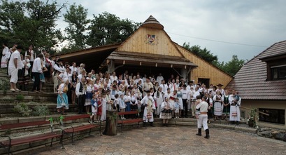 Ľudová zábava na Slovensku